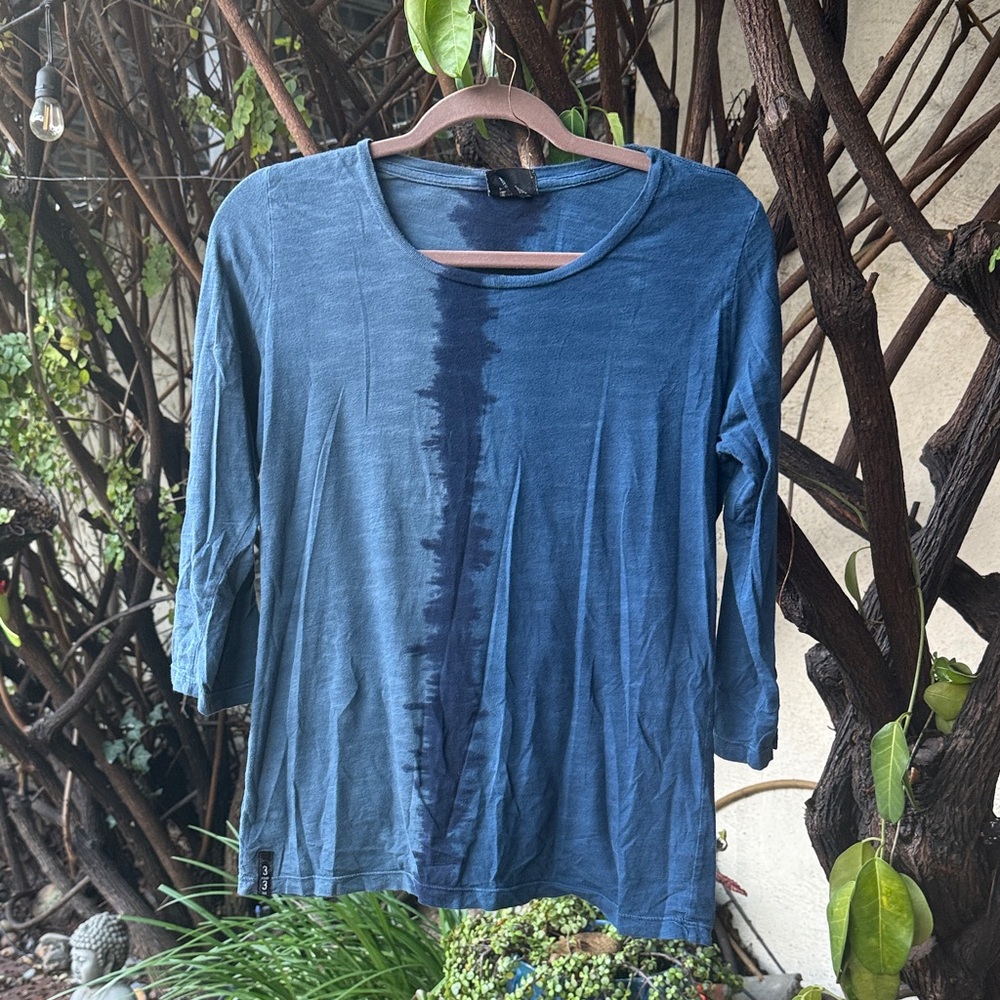 Citron Blue and Navy 3/4 Sleeve Top